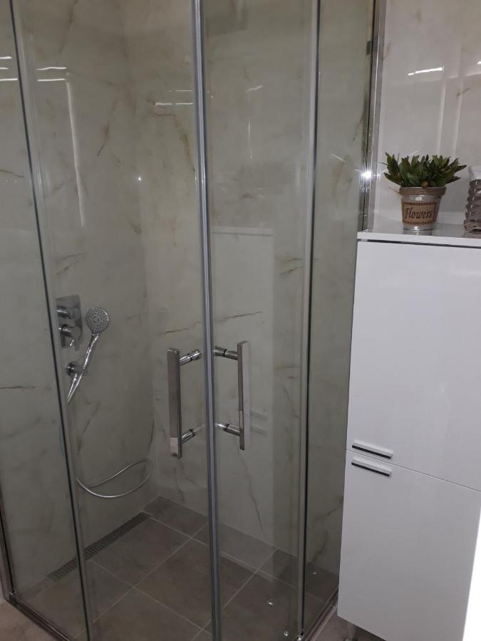 Seahaven Appartement Petrovac Buitenkant foto