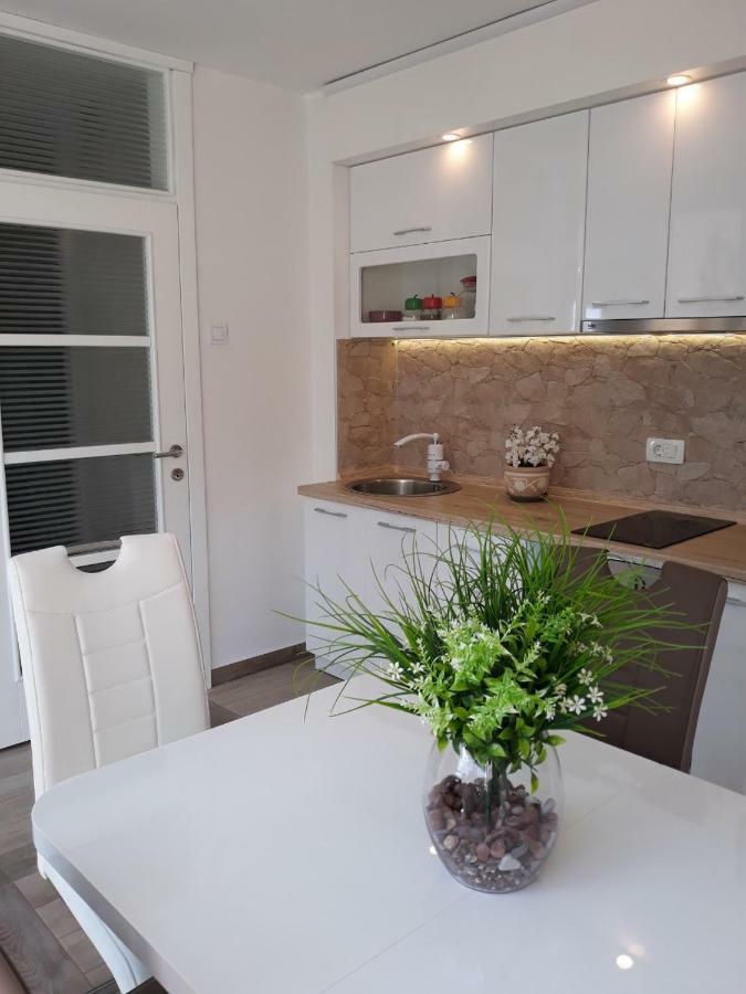 Seahaven Appartement Petrovac Buitenkant foto