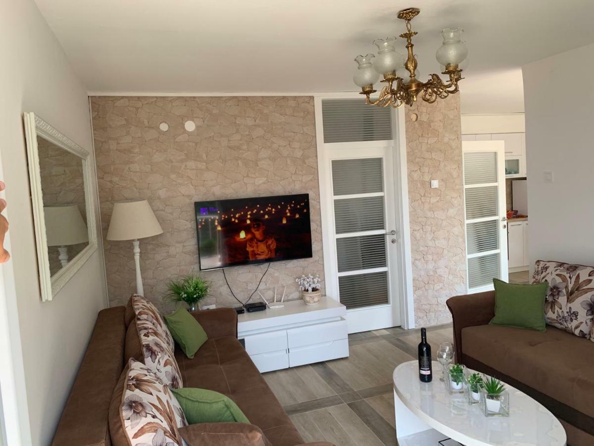 Seahaven Appartement Petrovac Buitenkant foto