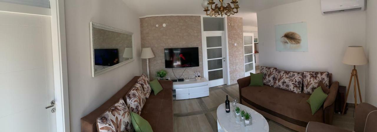 Seahaven Appartement Petrovac Buitenkant foto