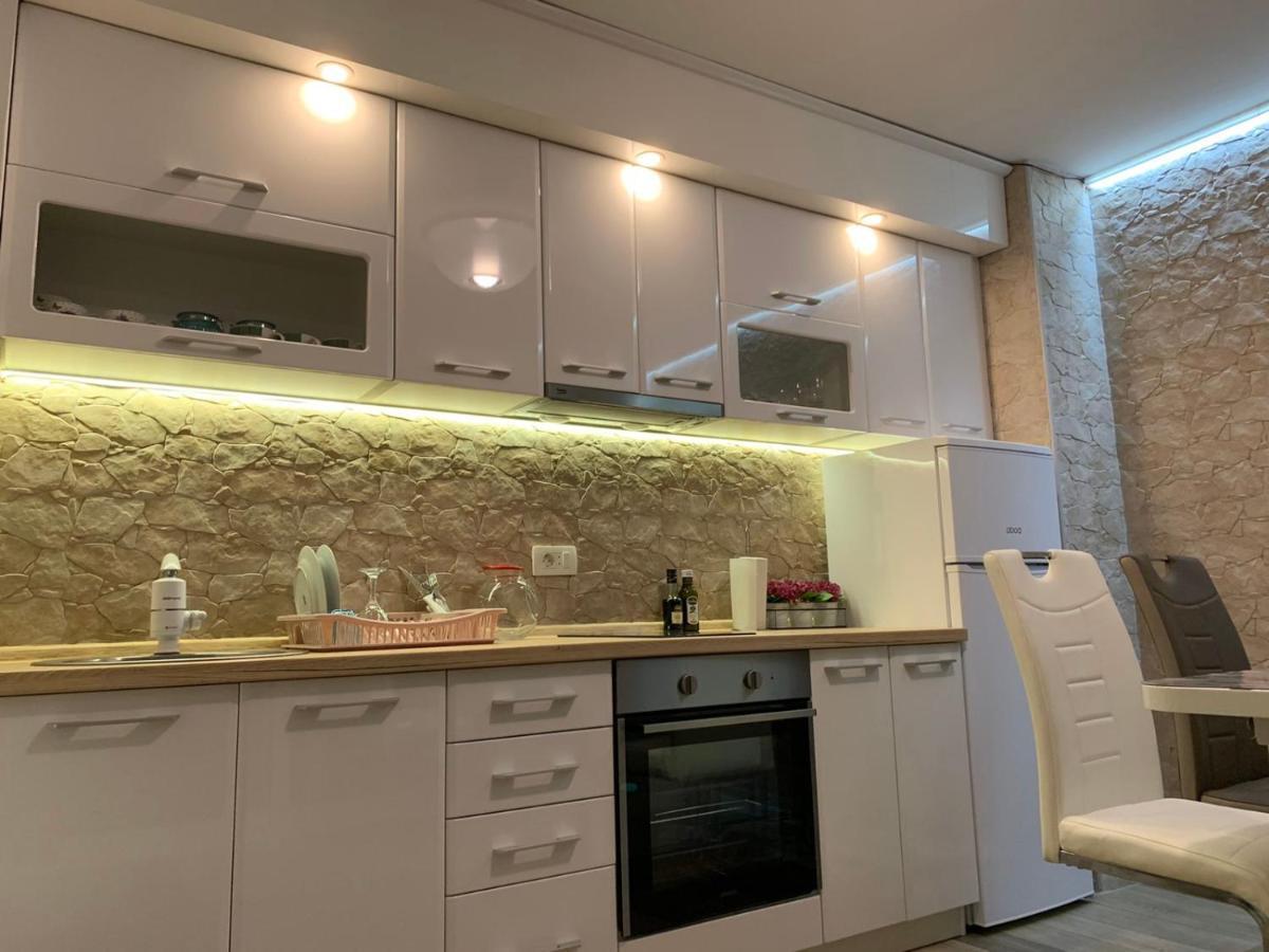 Seahaven Appartement Petrovac Buitenkant foto